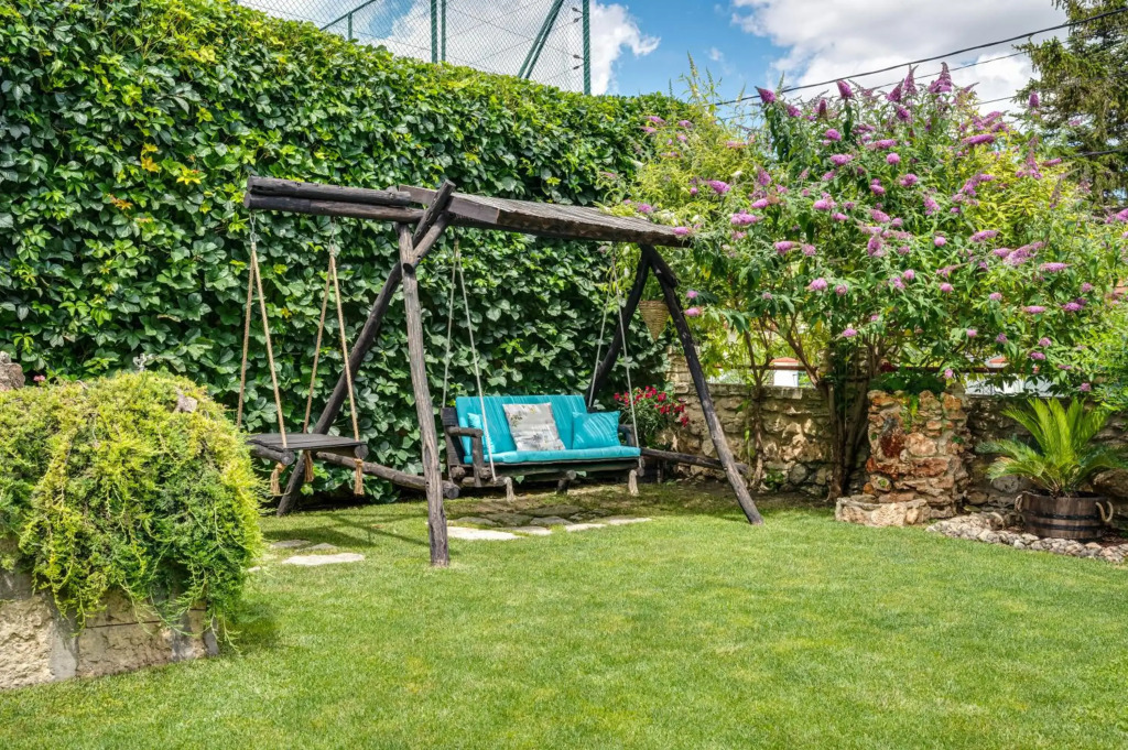 Villa Komitata-Pool and Jacuzzi