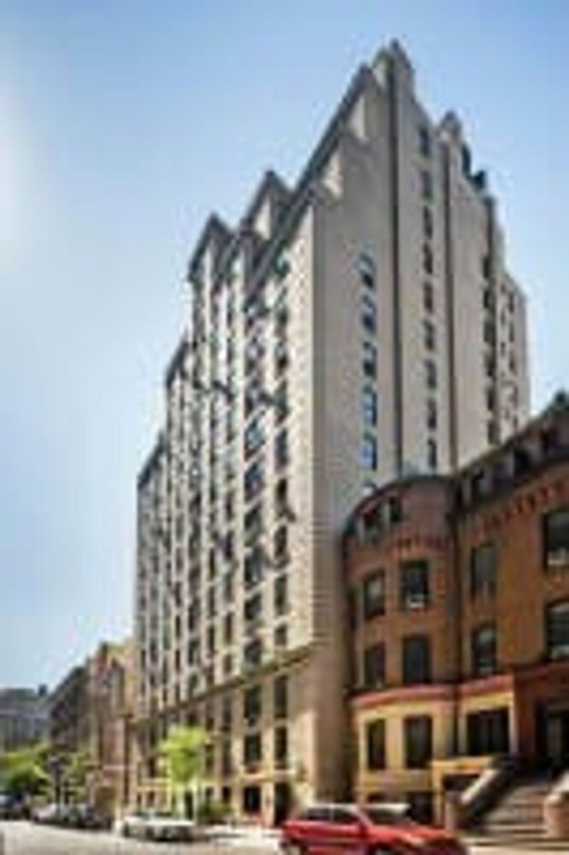 73-1406 New 1BR 1bth UWS Doorman Gym