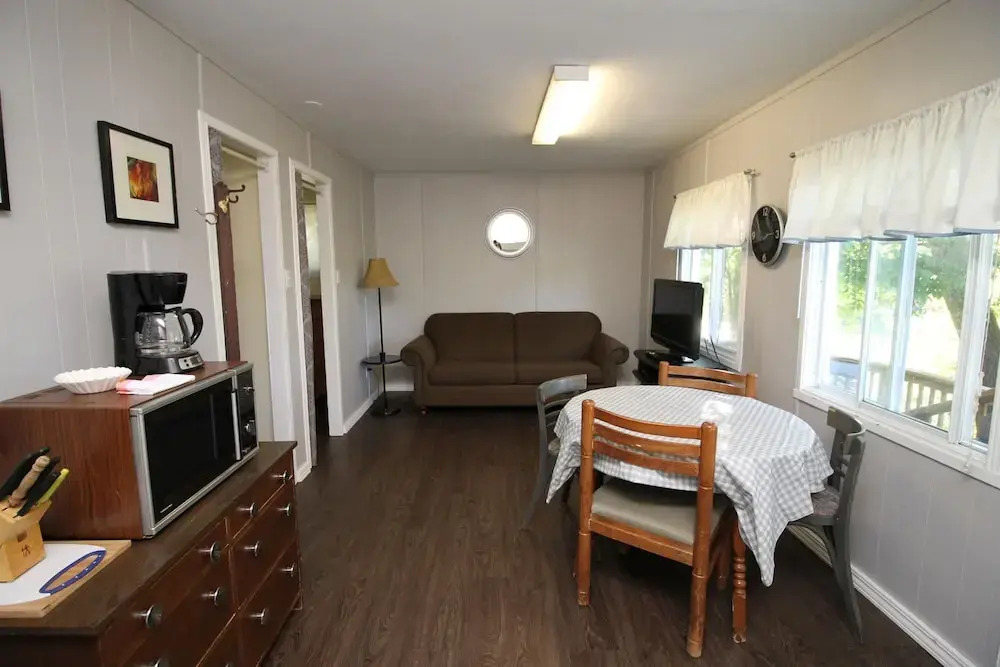 2 Bdrm Country Cottage 4 - Rosewood Cottages