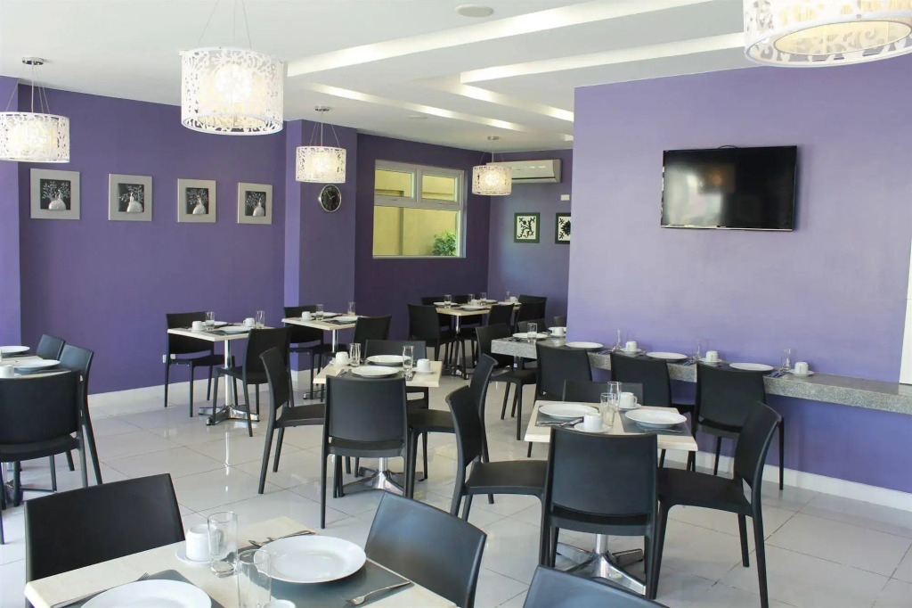 Leez Inn Malate