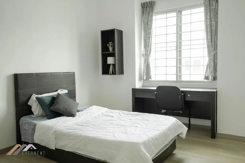 Curtin Waters Homestay by Evernent