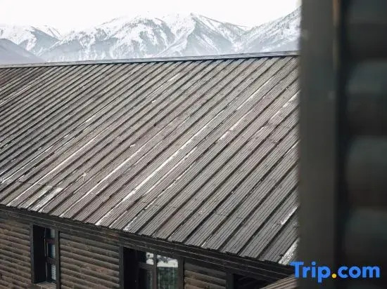 Xiao Yu Xiao Boutique Mountain Retreat Hotel.