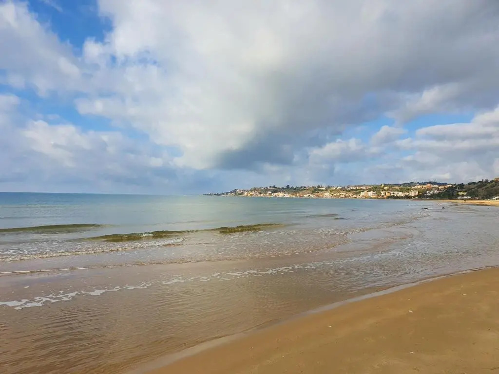 Scala dei Turchi Beach house