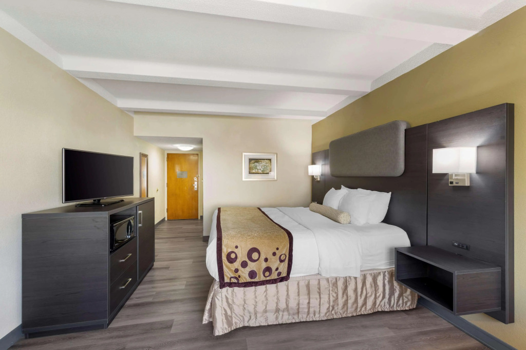 Best Western Plus Madison-Huntsville Hotel