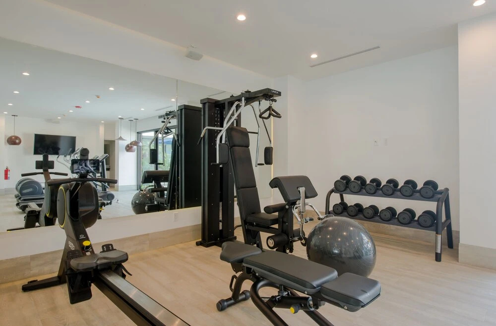 Best Location - 3bdr Luxury - Pool - Gym