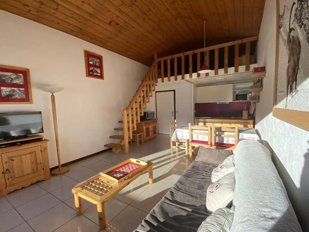 Appartement La Clusaz, 2 pièces, 6 personnes - FR-1-459-119