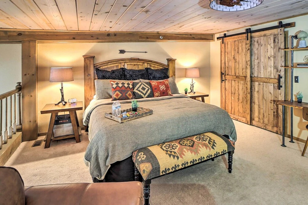 Balcony w/ Hot Tub: Monkey Island Vacation Rental!