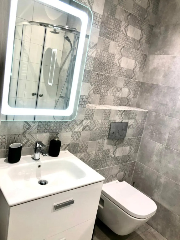 VIP Apartment in a new building in the center