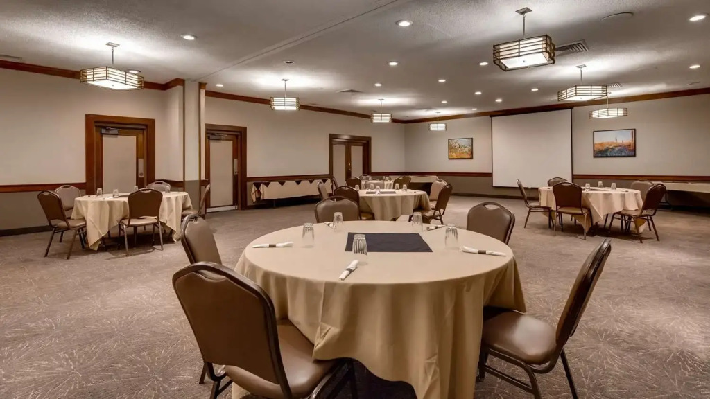 Extend-a-Suites - Phoenix Airport