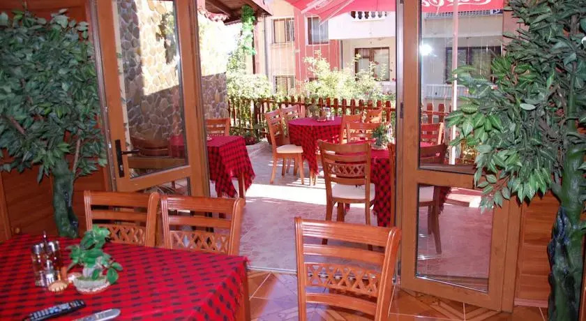 Rusina Guest House