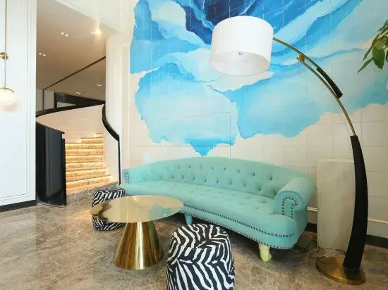 XANA Deluxe Hotel (Tianjin Friendship Wuqing Department Store Florence Town Area)
