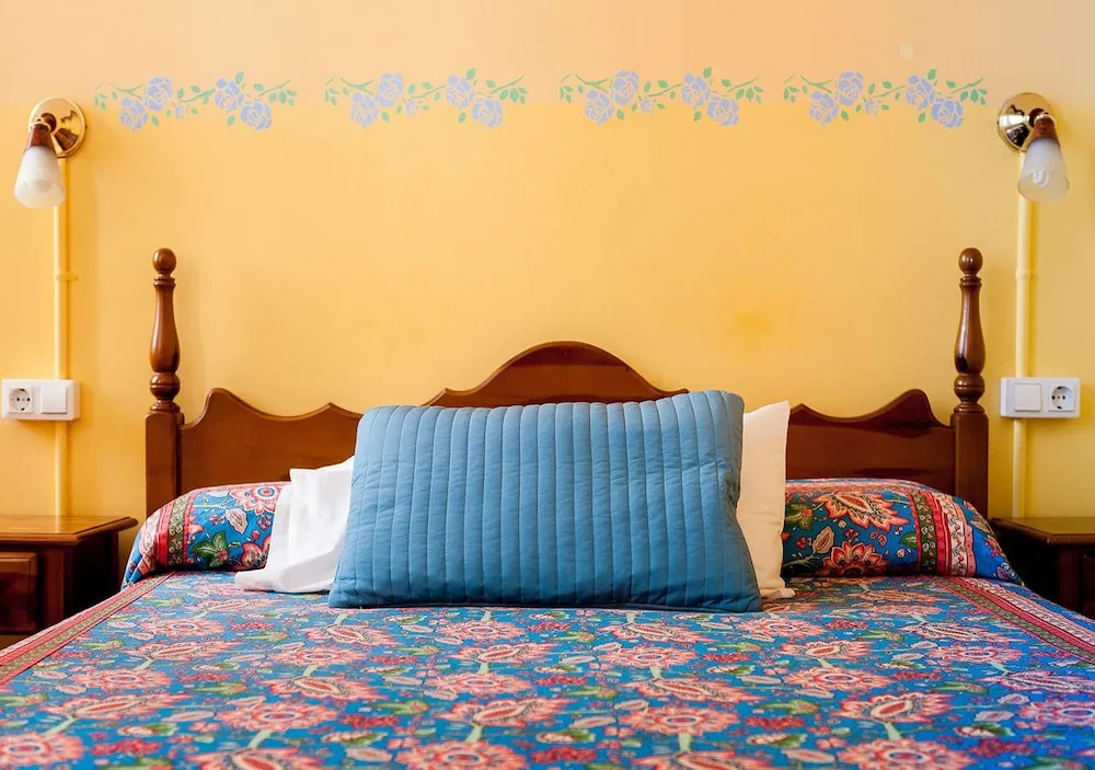 Hostal Pensio 2000
