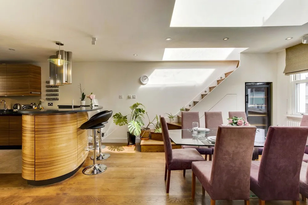 Bright Redfield Lane Gem - NG