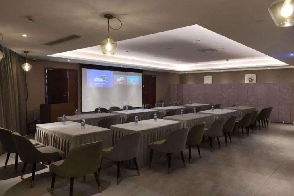 Yitel Hotel (Shanghai Qingpu Beiqing Highway)