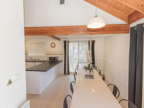Kestrels Rest 1 116 Gippsland Street