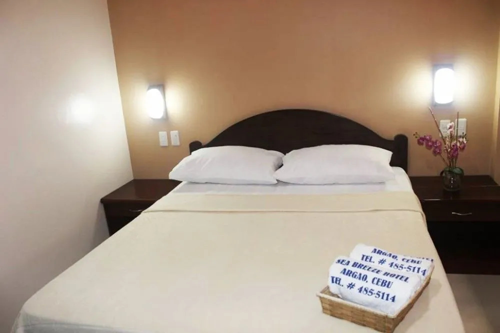 Sea Breeze Hotel