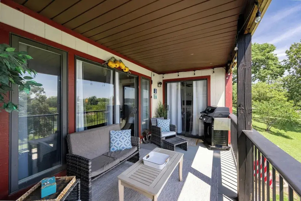 Lake Views, Balcony: Condo Near Silver Dollar City