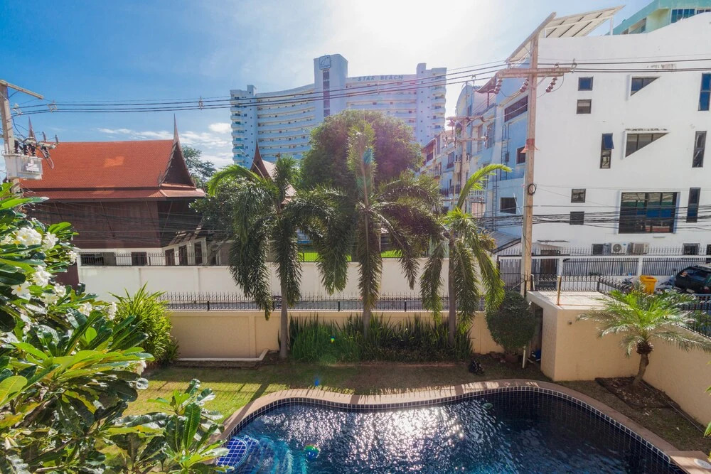 Baan Suan Pratumnak By PSR