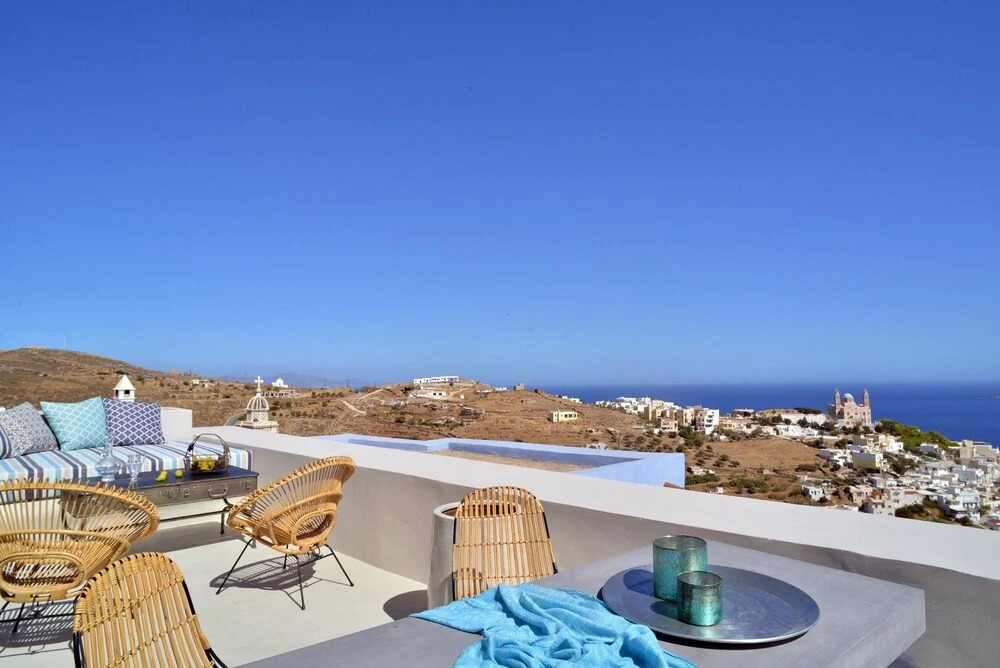 Apartment With 3 Bedrooms in Ano Syros, With Wonderful sea View, Terrace and Wifi