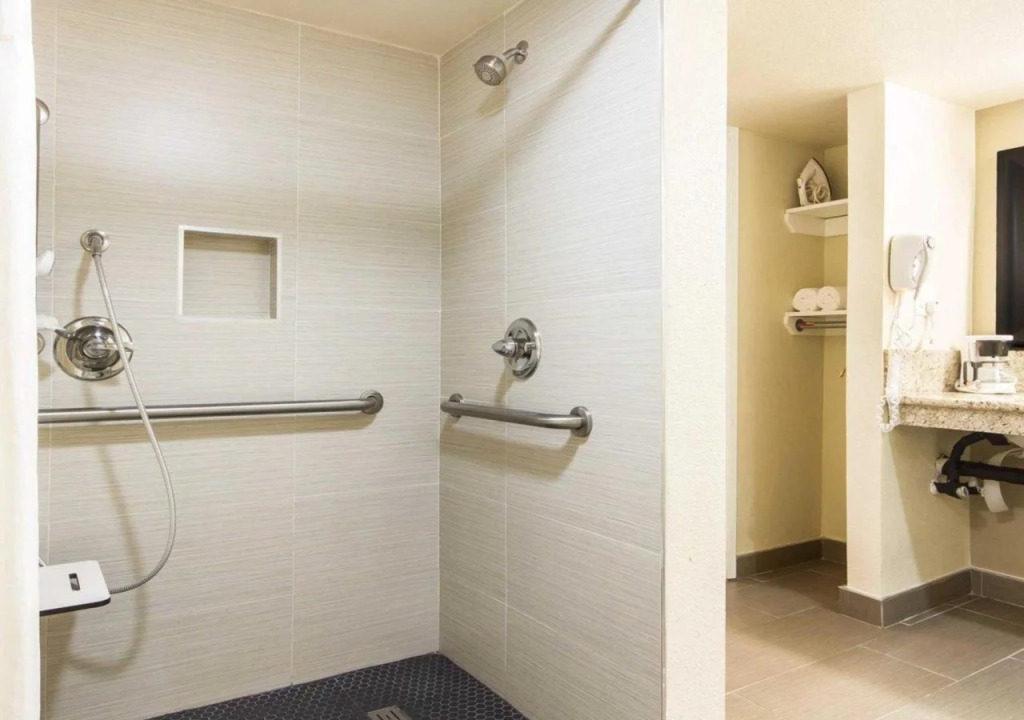 Quality Inn Sacramento Convention Center