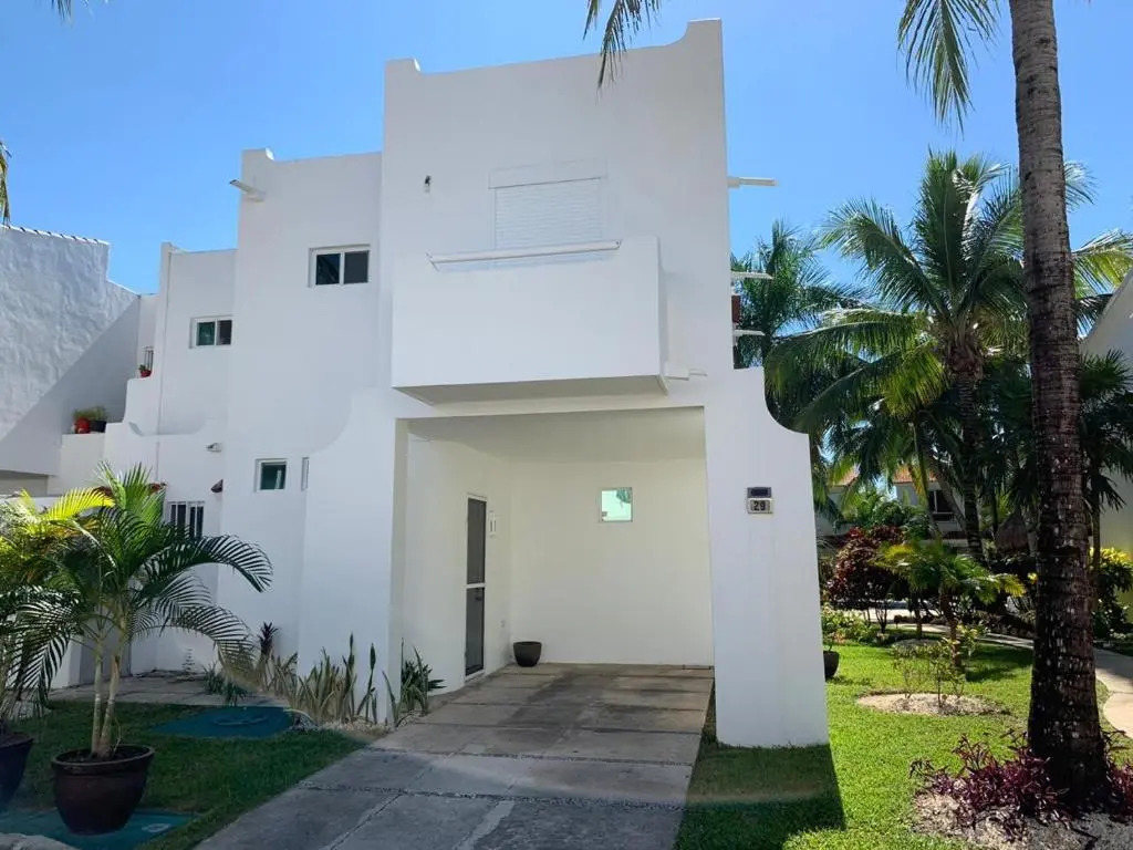New Year Available 3BR 200Mbps Wifi & Bikes & Beach Access