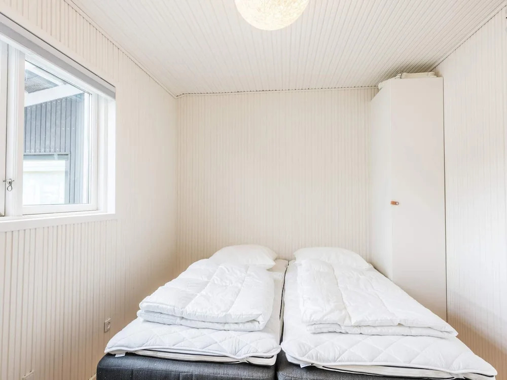 7 Person Holiday Home in Henne