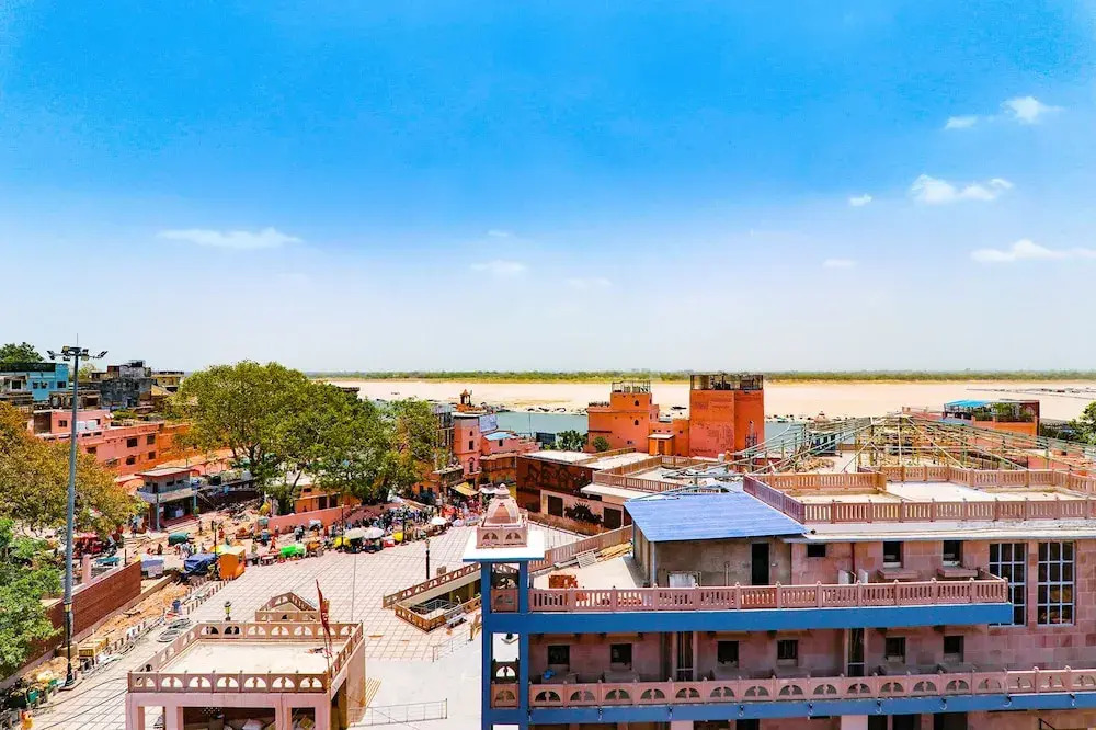 OYO 15530 Hotel G S Residency