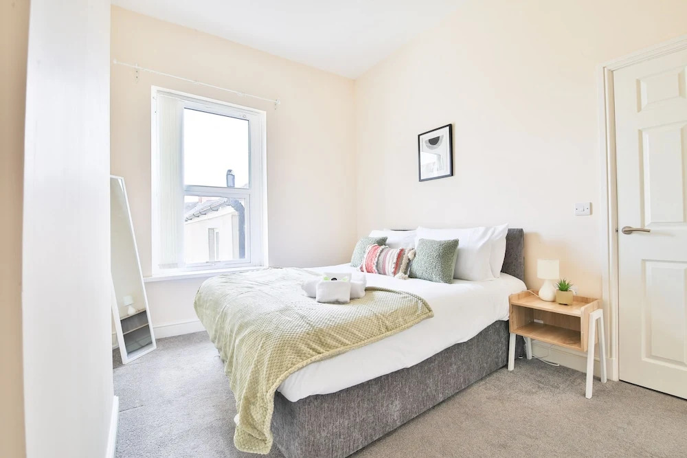 Tranquil 3-bed Home in Cardiff