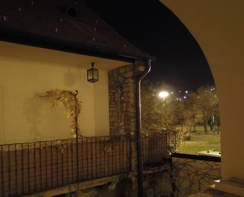 Castle Court Apartman