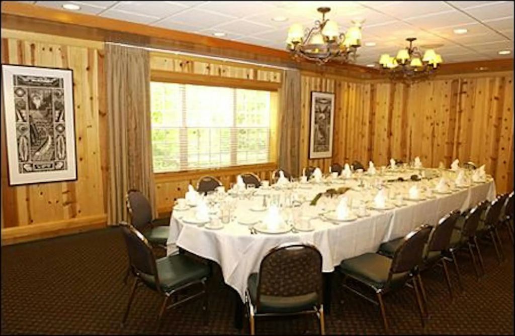 Heathman Lodge