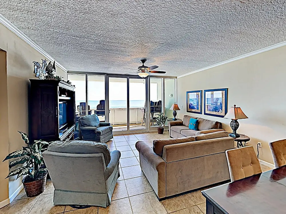 New Listing! Beachfront Gem W/ Resort Amenities 3 Bedroom Condo