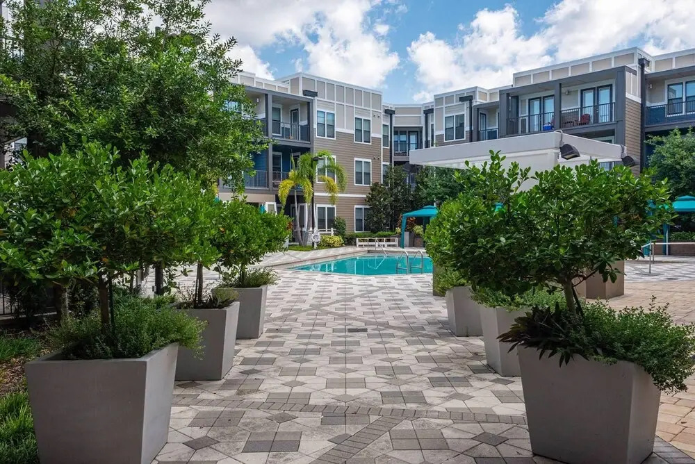 FRONTDESK NoHo Flats at North Hyde Park Apts Tampa