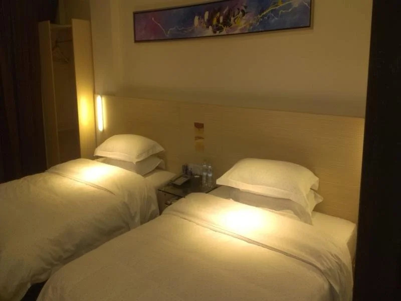Sanyuehua Hotel