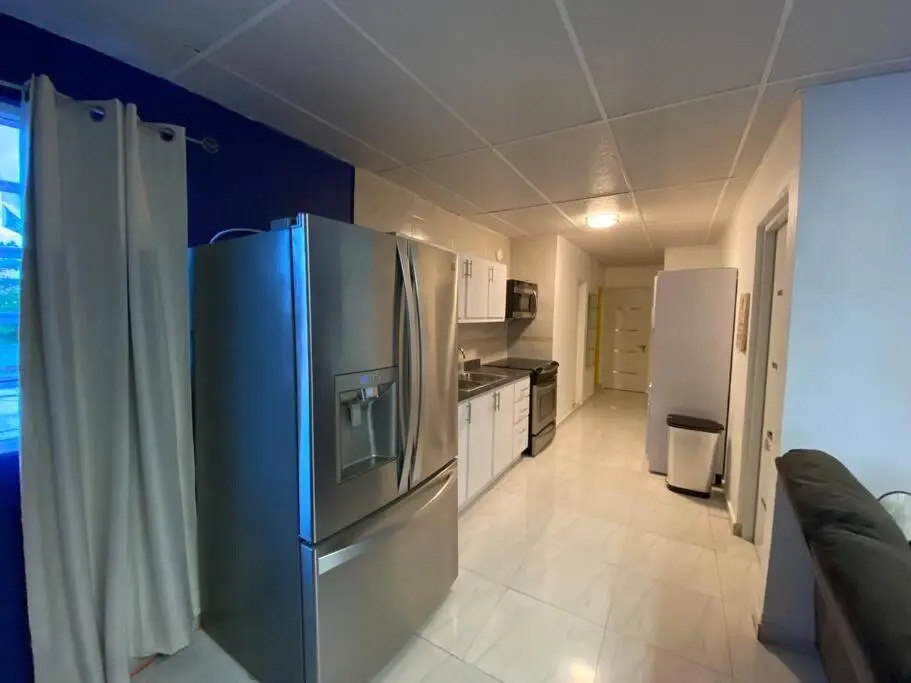 Centric 3B/1Bath near trendy Loiza Street