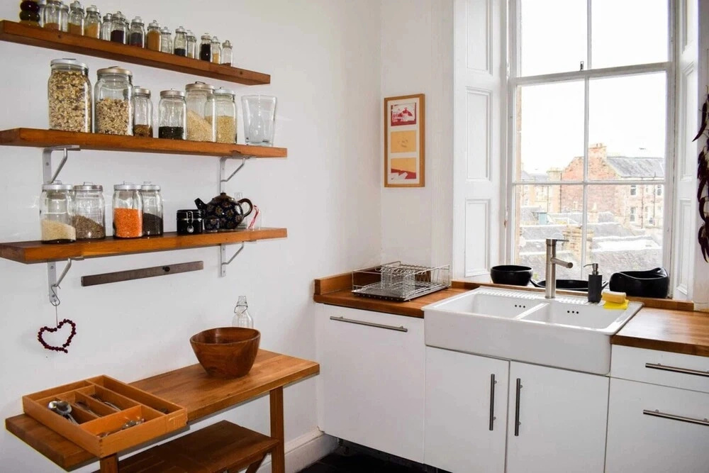 Stylish 4 Bedroom Stockbridge Home