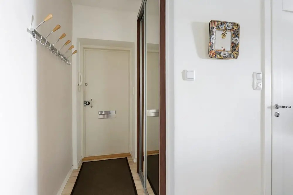 WeHost Messeniuksenkatu 10