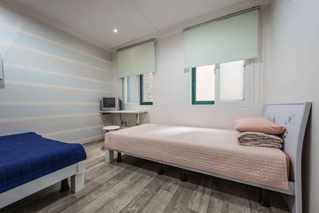 Hostel Korea - Original