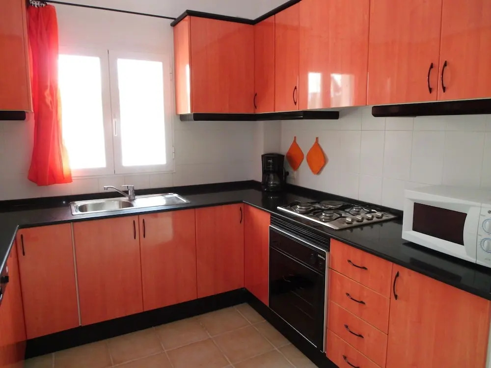 032 Villa Albardanera