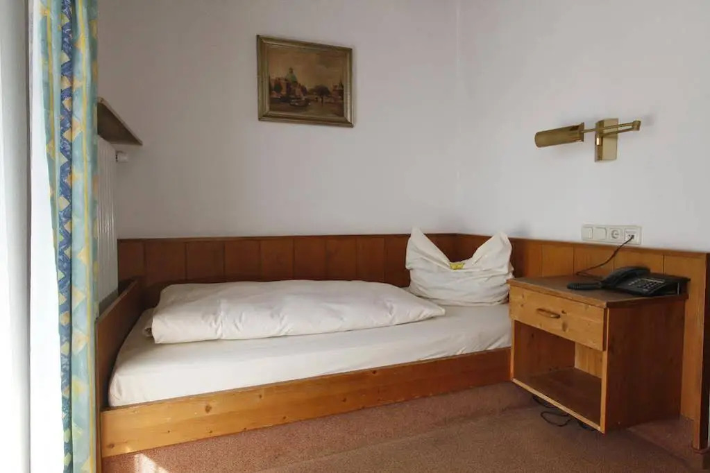 Hotel Neumayr