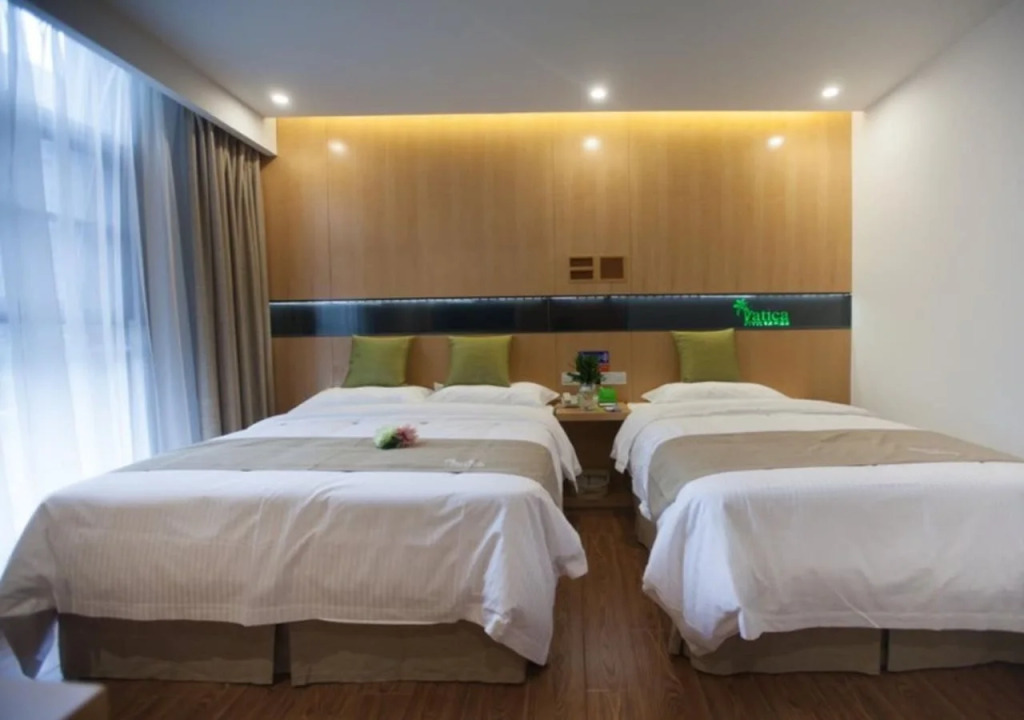 Vatica Xuzhou High Speed Railway Station Hotel