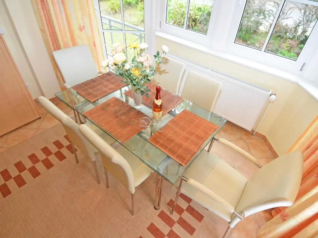 Villa Vilmblick - Wohnung 09 mit Balkon