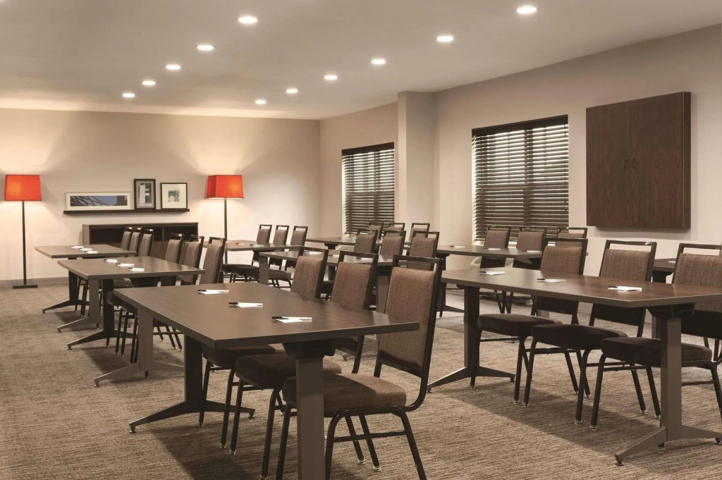 Country Inn & Suites by Radisson, Bentonville South - Rogers, AR
