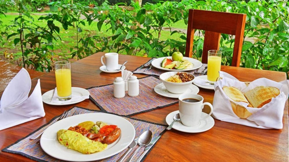 Primate Lodge
