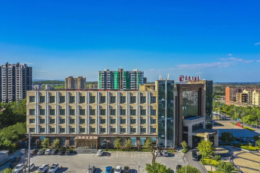 Lincheng Chenguang Hotel