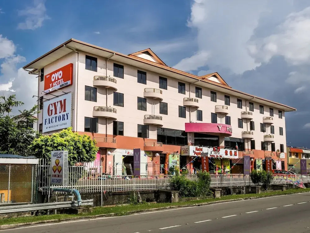 Y Hotel