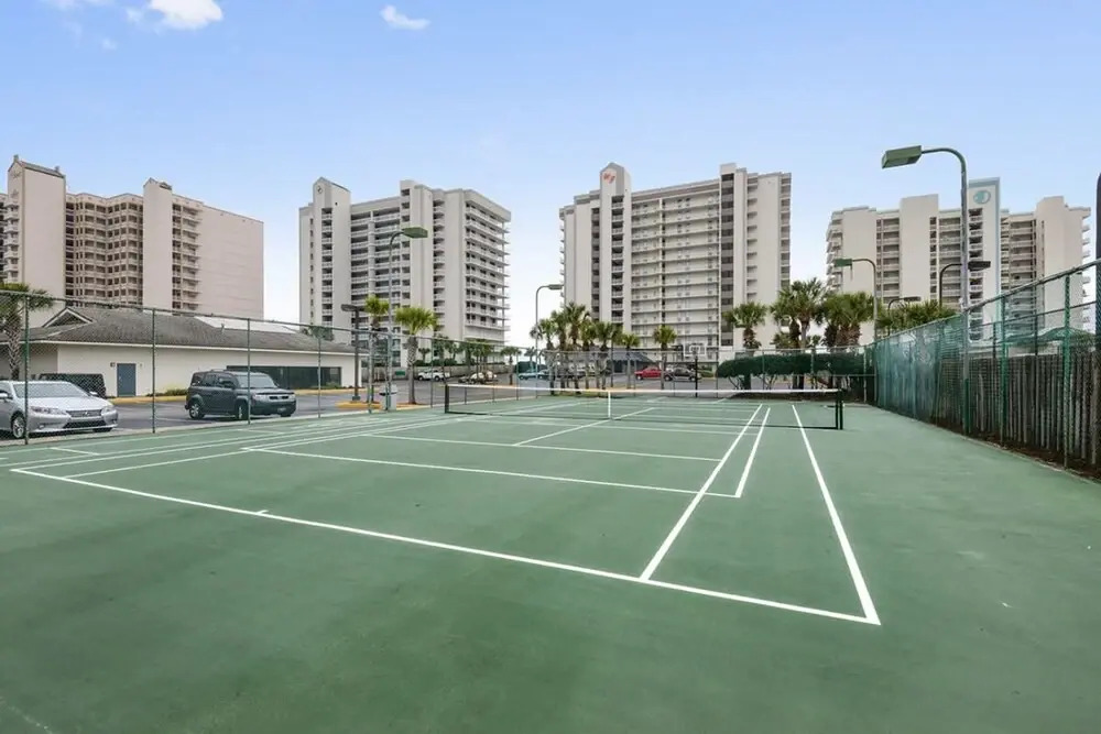 Windward Pointe 1006- Corner Unit Amazing Beach Views