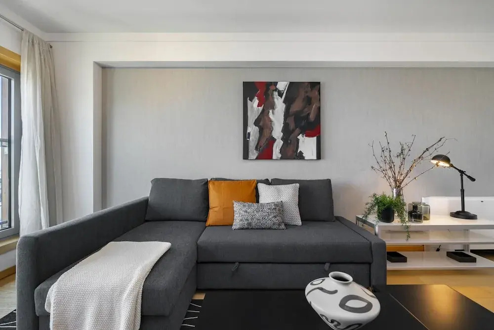 Panoramic Living W/ Elevator, Ac, Garage Perfect For Families & Business Travellers