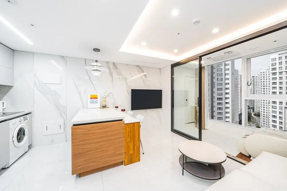 Seocho Intoraon Hotel and Residence