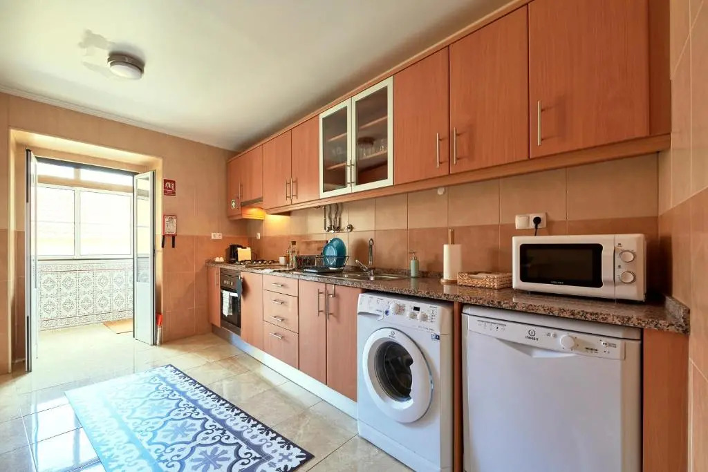 Renovated and Spacious Duplex Apartment With Patio, By TimeCooler
