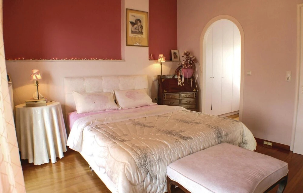 Nice Home in Mikra Mantineia With Wifi and 4 Bedrooms
